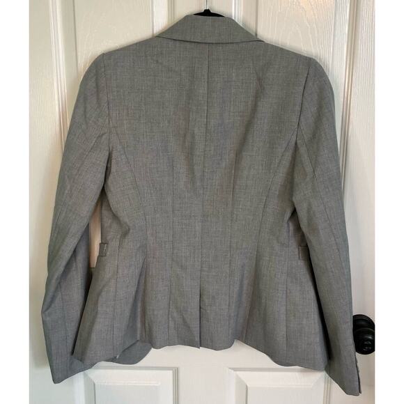 The Limited Collection Gray Two Button Long Sleeve Lined Blazer Work - Size 2 - Picture 6 of 6